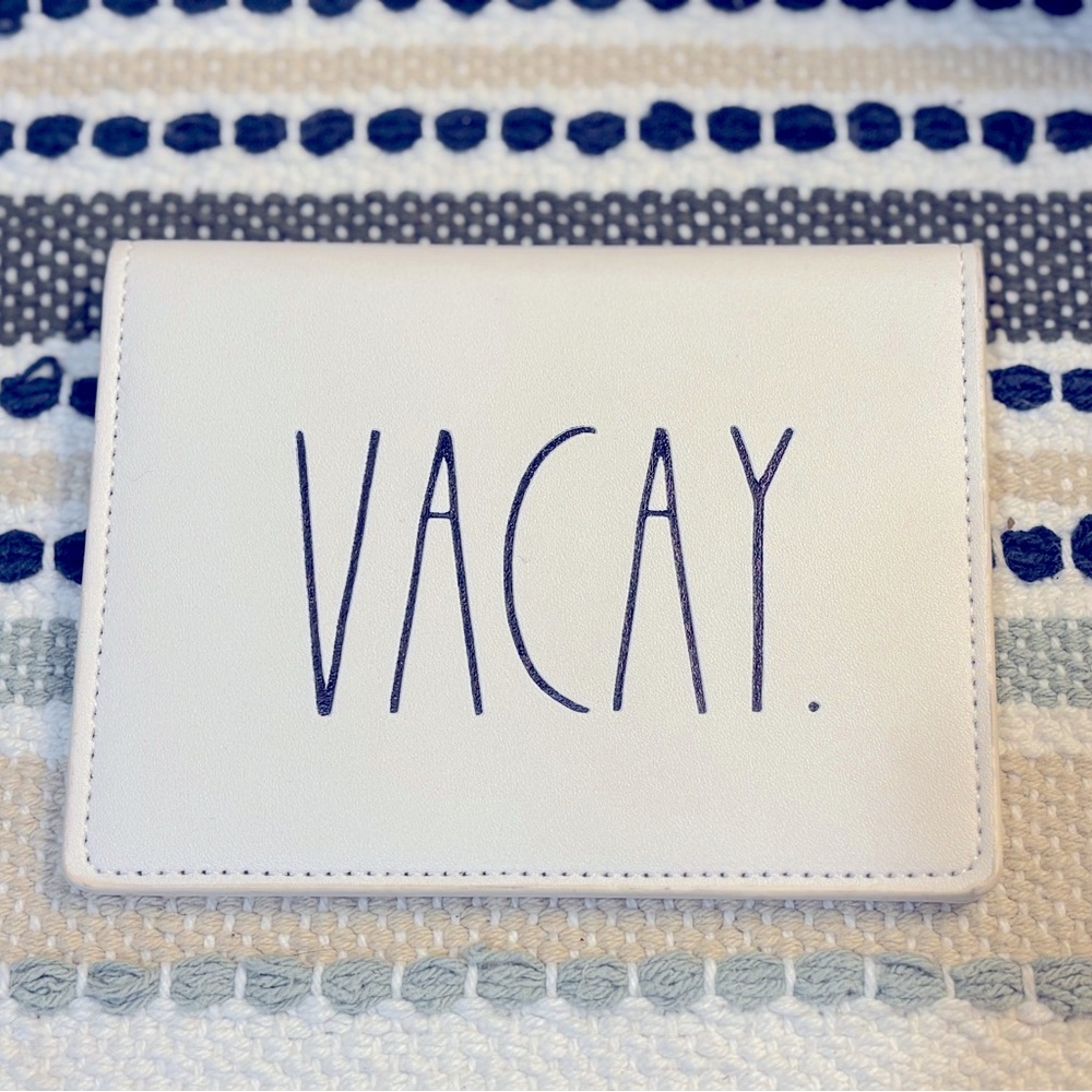 Rae Dunn White 'VACAY' Passport/Wallet Holder